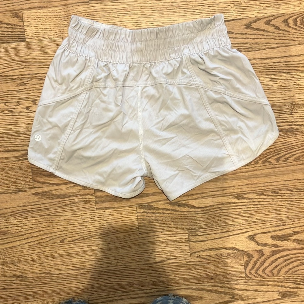 Lululemon Tracker Short 4” - Picture 3 of 3